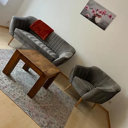 Ferienwohnung 5 In Direkter Naehe Zum Rhein Apartamento